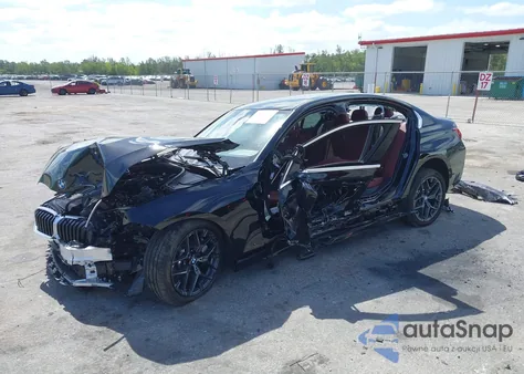 2025 BMW 3 Series 330I из США, поврежденный, VIN 3MW69CW06S8F01988